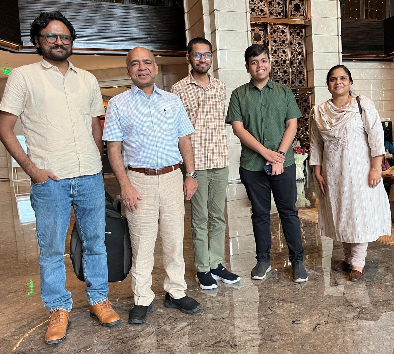 4. Knowdis Meetup Images