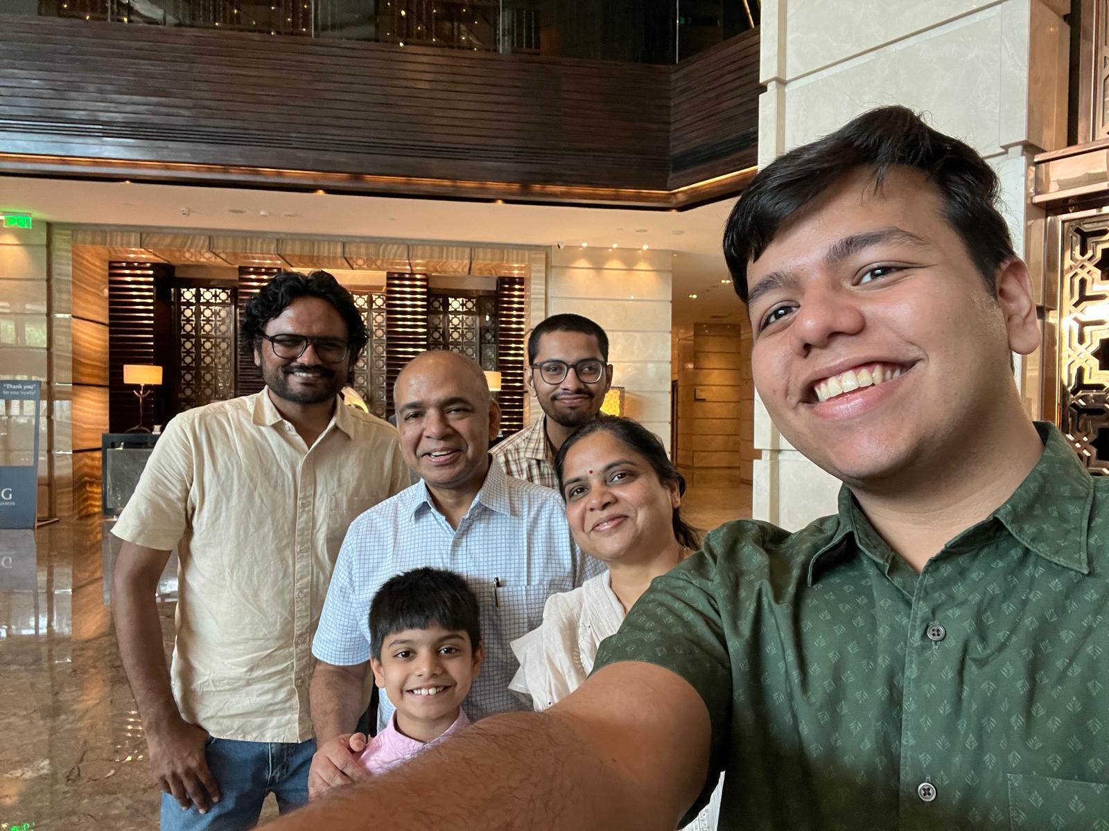 4. Knowdis Meetup Images